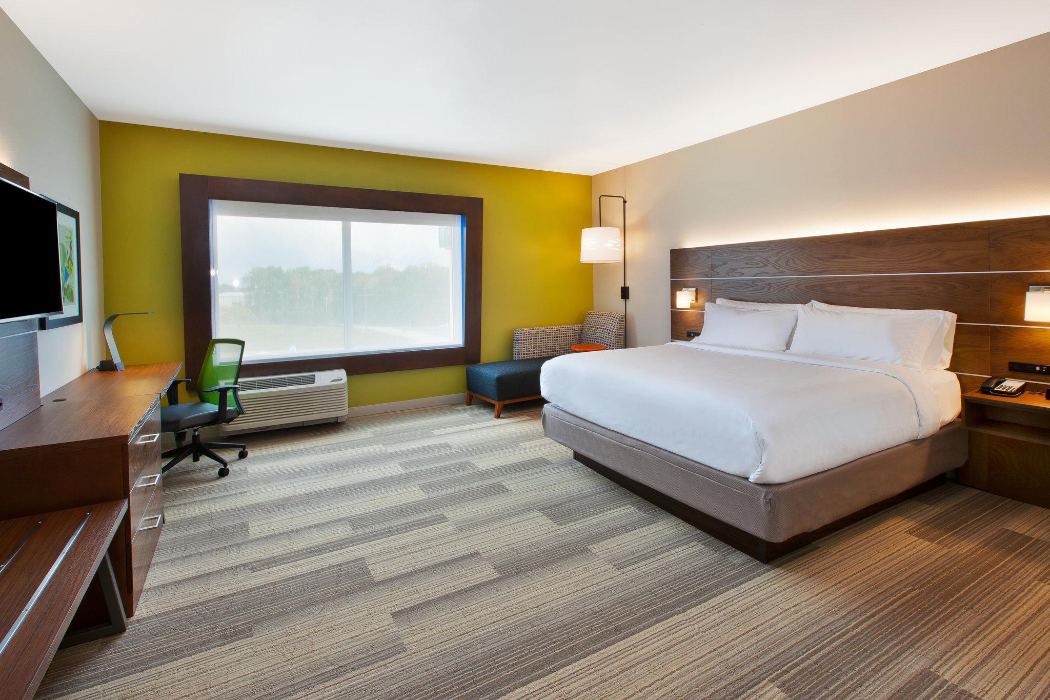 Hampton & Richmond Short Pump, Va 3*