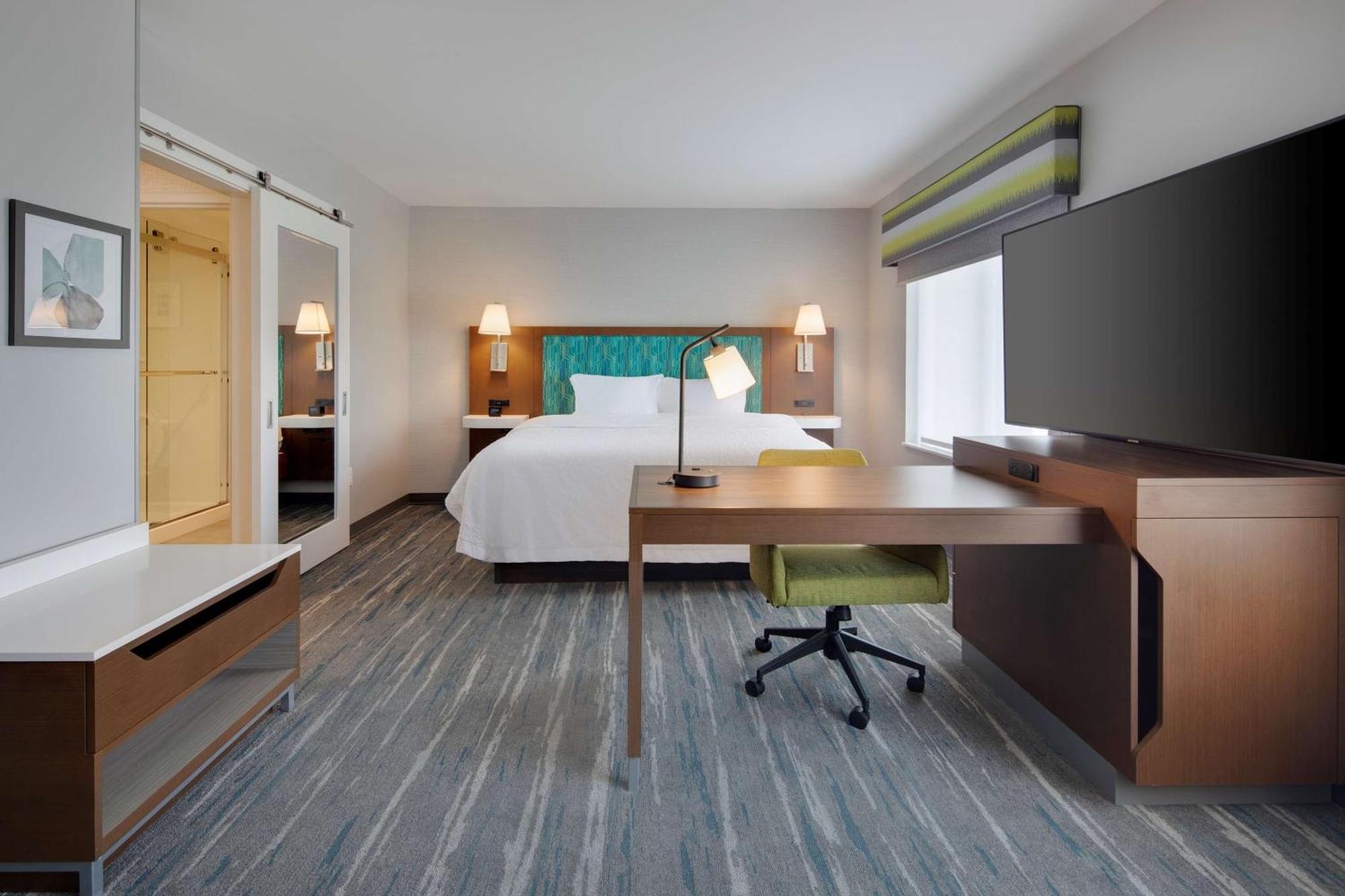 Hotel Hampton & Richmond Short Pump, Va 3*